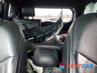 Zdjęcie 10 z 12 samochodu: 2023 JEEP COMPASS LATITUDE LUX VIN:3C4NJDFN6PT544576 - miniatura