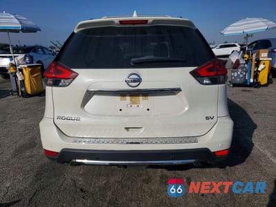 Zdjęcie 6 z 14 samochodu: 2020 NISSAN ROGUE SV VIN:JN8AT2MT4LW003176 - miniatura