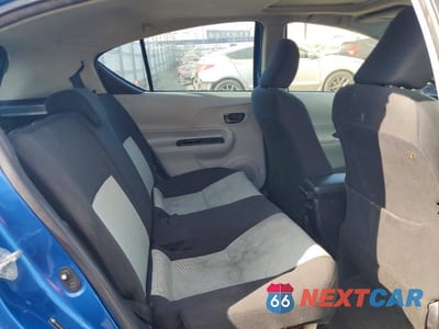Zdjęcie 10 z 12 samochodu: 2013 TOYOTA PRIUS C THREE VIN:JTDKDTB3XD1034565 - miniatura