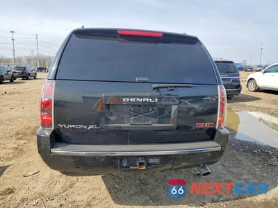 Zdjęcie 6 z 13 samochodu: 2013 GMC YUKON XL DENALI VIN:1GKS2MEF8DR182219 - miniatura