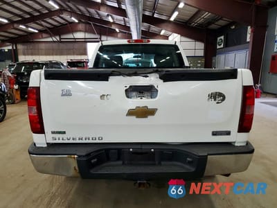 Zdjęcie 6 z 11 samochodu: 2011 CHEV SILVERADO VIN:1GCRKPE38BZ306455 - miniatura