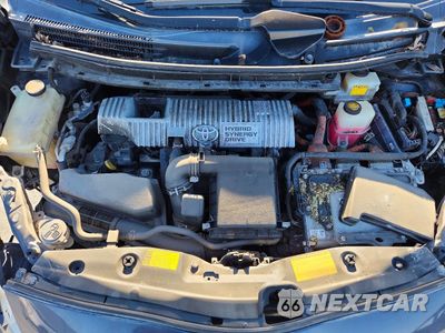 Zdjęcie 11 z 12 samochodu: 2012 TOYOTA PRIUS FOUR VIN:JTDKN3DU0C5468617 - miniatura