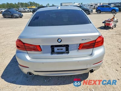 Zdjęcie 6 z 12 samochodu: 2018 BMW 530E VIN:WBAJA9C50JB033015 - miniatura