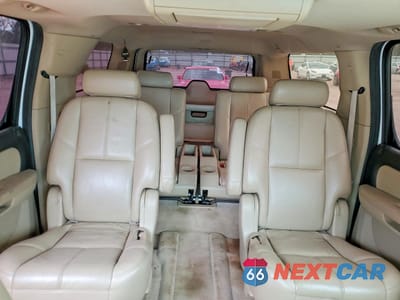 Zdjęcie 10 z 13 samochodu: 2007 CHEVROLET SUBURBAN K1500 VIN:1GNFK16317J222019 - miniatura