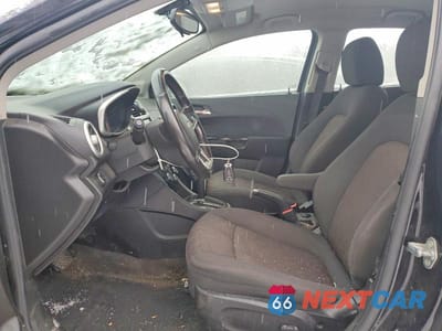 Zdjęcie 7 z 12 samochodu: 2017 CHEVROLET SONIC LT VIN:1G1JD5SBXH4170643 - miniatura
