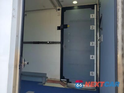 Zdjęcie 11 z 13 samochodu: 2020 FORD TRANSIT REFRIGERATED BOX TRUCK VIN:1FDBW5Z81LKB24943 - miniatura