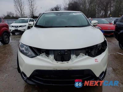 Piąte zdjęcie samochodu w środku: 2019 NISS QASHQAI VIN:JN1BJ1CP8KW215777 - miniatura