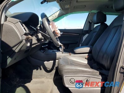 Zdjęcie 7 z 13 samochodu: 2020 AUDI Q5 PREMIUM VIN:WA1ANAFY1L2040079 - miniatura