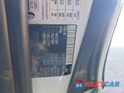 Zdjęcie 13 z 13 samochodu: 2023 MERCEDES-BENZ METRIS VIN:W1YV0CEY2P4324457 - miniatura