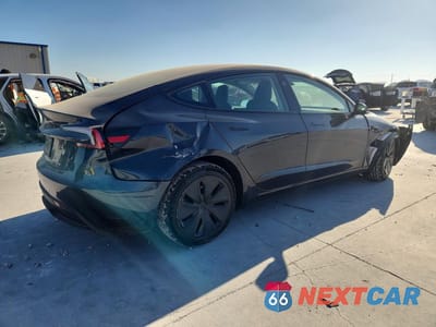 Trzecie zdjęcie samochodu z tyłu: 2025 TESLA MODEL 3 VIN:5YJ3E1EA1SF055437 - miniatura