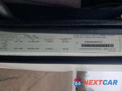 Zdjęcie 10 z 10 samochodu: 2019 VOLVO VNL SEMI TRUCK VIN:4V4NC9EH1KN197237 - miniatura