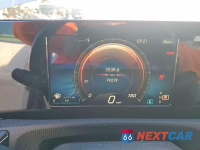 Zdjęcie 9 z 11 samochodu: 2020 MERCEDES-BENZ CLA 250 VIN:WDD5J4GB1LN074722 - miniatura