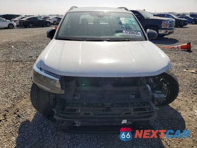 Piąte zdjęcie samochodu w środku: 2024 VOLKSWAGEN TAOS S VIN:3VV5X7B28RM072522 - miniatura