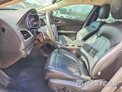 Zdjęcie 7 z 12 samochodu: 2017 CHRYSLER 200 LIMITED VIN:1C3CCCAB7HN505302 - miniatura