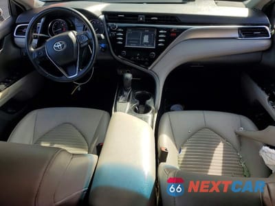 Zdjęcie 8 z 12 samochodu: 2018 TOYOTA CAMRY SE VIN:JTNB11HK6J3038670 - miniatura