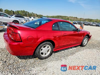 Trzecie zdjęcie samochodu z tyłu: 2000 FORD MUSTANG VIN:1FAFP4040YF288620 - miniatura