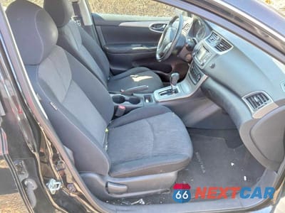 Piąte zdjęcie samochodu w środku: 2015 NISSAN SENTRA SV VIN:3N1AB7AP5FL658110 - miniatura
