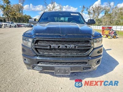 Piąte zdjęcie samochodu w środku: 2024 RAM 1500 TRADESMAN VIN:1C6SRFCT2RN144311 - miniatura