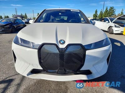 Piąte zdjęcie samochodu w środku: 2026 BMW IX XDRIVE45 VIN:WB543CF04TCV02588 - miniatura