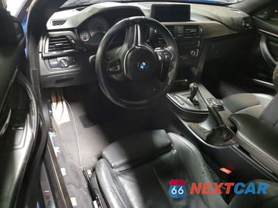 Zdjęcie 8 z 14 samochodu: 2015 BMW M4 VIN:WBS3R9C50FK330922 - miniatura