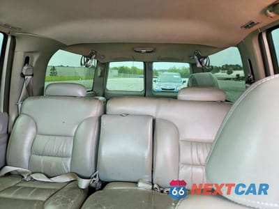 Zdjęcie 10 z 13 samochodu: 1998 CHEVROLET SUBURBAN K1500 VIN:3GNFK16R9WG142830 - miniatura