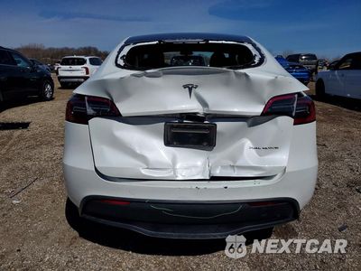 Zdjęcie 6 z 13 samochodu: 2024 TESLA MODEL Y VIN:7SAYGDEE6RF209254 - miniatura
