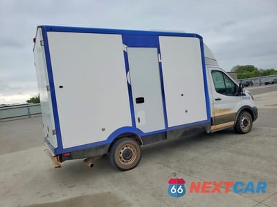 Trzecie zdjęcie samochodu z tyłu: 2022 FORD TRANSIT DELIVERY TRUCK VIN:1FDBW5Z84NKA20255 - miniatura