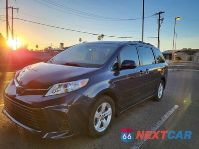 Drugie zdjęcie samochodu z przodu: 2020 TOYOTA SIENNA LE VIN:5TDKZ3DC1LS043848 - miniatura