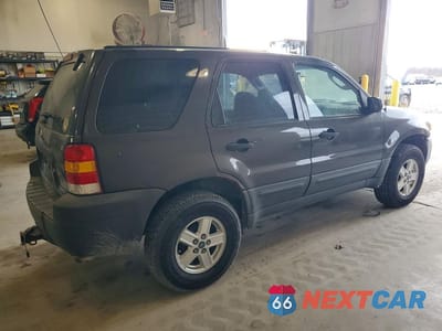 Trzecie zdjęcie samochodu z tyłu: 2006 FORD ESCAPE XLT VIN:1FMYU02Z97KA43118 - miniatura
