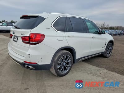 Trzecie zdjęcie samochodu z tyłu: 2017 BMW X5 XDR40E VIN:5UXKT0C3XH0V95827 - miniatura
