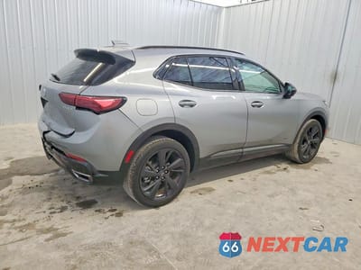 Trzecie zdjęcie samochodu z tyłu: 2025 BUICK ENVISION SPORT TOURING VIN:LRBFZLE41SD077872 - miniatura