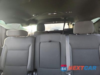 Zdjęcie 10 z 12 samochodu: 2023 CHEVROLET SUBURBAN K1500 LS VIN:1GNSKBKD0PR210450 - miniatura