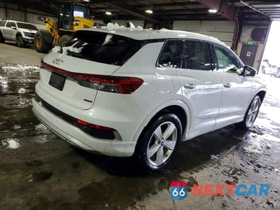 Trzecie zdjęcie samochodu z tyłu: 2023 AUDI Q4 E-TRON PREMIUM PLUS VIN:WA1L2BFZXPP039229 - miniatura