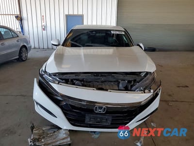 Piąte zdjęcie samochodu w środku: 2018 HONDA ACCORD SPORT VIN:1HGCV1F37JA157057 - miniatura