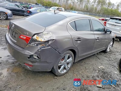 Trzecie zdjęcie samochodu z tyłu: 2013 ACURA ILX 20 PREMIUM VIN:19VDE1F53DE006702 - miniatura