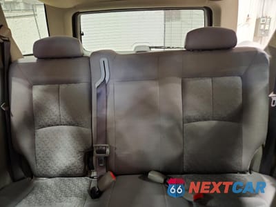 Zdjęcie 10 z 13 samochodu: 2006 SATURN VUE VIN:5GZCZ33DX6S848160 - miniatura