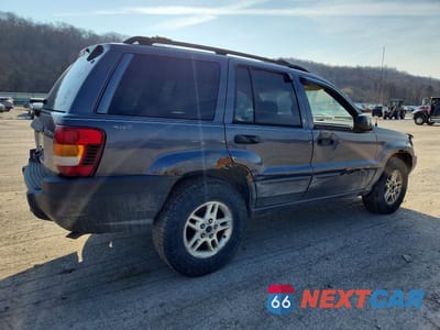 Trzecie zdjęcie samochodu z tyłu: 2001 JEEP GRAND CHEROKEE LAREDO VIN:1J4GW48S31C518480 - miniatura