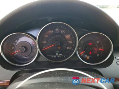 Zdjęcie 9 z 11 samochodu: 2010 ACURA RL VIN:JH4KB2F69AC001799 - miniatura