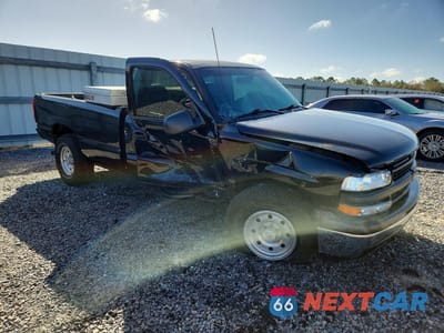 Czwarte zdjęcie samochodu z boku: 2002 CHEVROLET SILVERADO K1500 VIN:1GCEK14T52Z127786 - miniatura