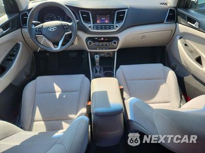 Zdjęcie 8 z 13 samochodu: 2018 HYUNDAI TUCSON SE VIN:KM8J23A46JU756598 - miniatura