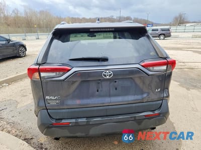 Zdjęcie 6 z 13 samochodu: 2021 TOYOTA RAV4 LE VIN:JTMH1RFV7MD065949 - miniatura