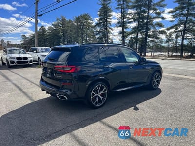 Czwarte zdjęcie samochodu z boku: 2022 BMW X5 XDRIVE45E VIN:5UXTA6C00N9M00991 - miniatura