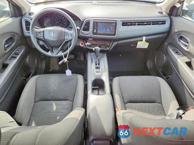 Zdjęcie 8 z 13 samochodu: 2020 HONDA HR-V EX VIN:3CZRU6H5XLM704975 - miniatura