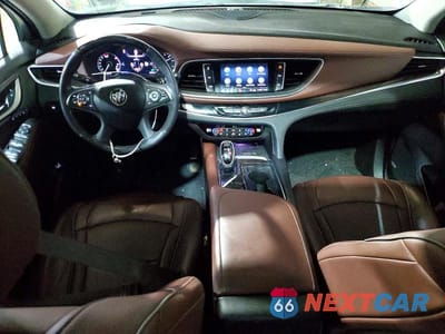 Zdjęcie 8 z 14 samochodu: 2021 BUICK ENCLAVE AVENIR VIN:5GAEVCKW8MJ244121 - miniatura