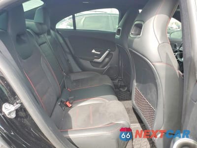 Zdjęcie 10 z 12 samochodu: 2021 MERCEDES-BENZ CLA 250 4MATIC VIN:W1K5J4HB4MN179481 - miniatura