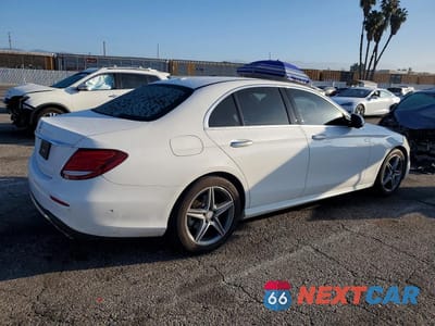 Trzecie zdjęcie samochodu z tyłu: 2017 MERCEDES-BENZ E 300 VIN:WDDZF4JB8HA020246 - miniatura
