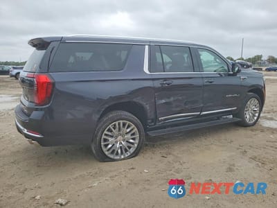 Trzecie zdjęcie samochodu z tyłu: 2025 GMC YUKON XL DENALI VIN:1GKS2JRL7SR237190 - miniatura