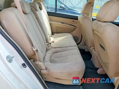 Zdjęcie 11 z 12 samochodu: 2009 KIA RONDO BASE VIN:KNAFG528197224966 - miniatura
