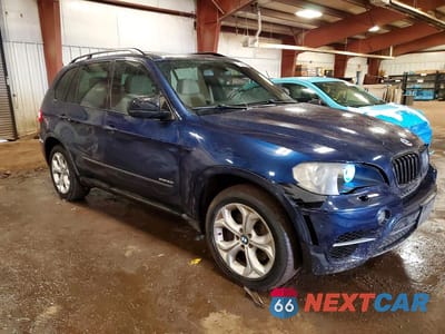 Czwarte zdjęcie samochodu z boku: 2011 BMW X5 XDRIVE50I VIN:5UXZV8C53BL420575 - miniatura