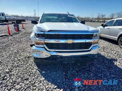 Piąte zdjęcie samochodu w środku: 2017 CHEVROLET SILVERADO K1500 VIN:1GCVKNEC7HZ314493 - miniatura